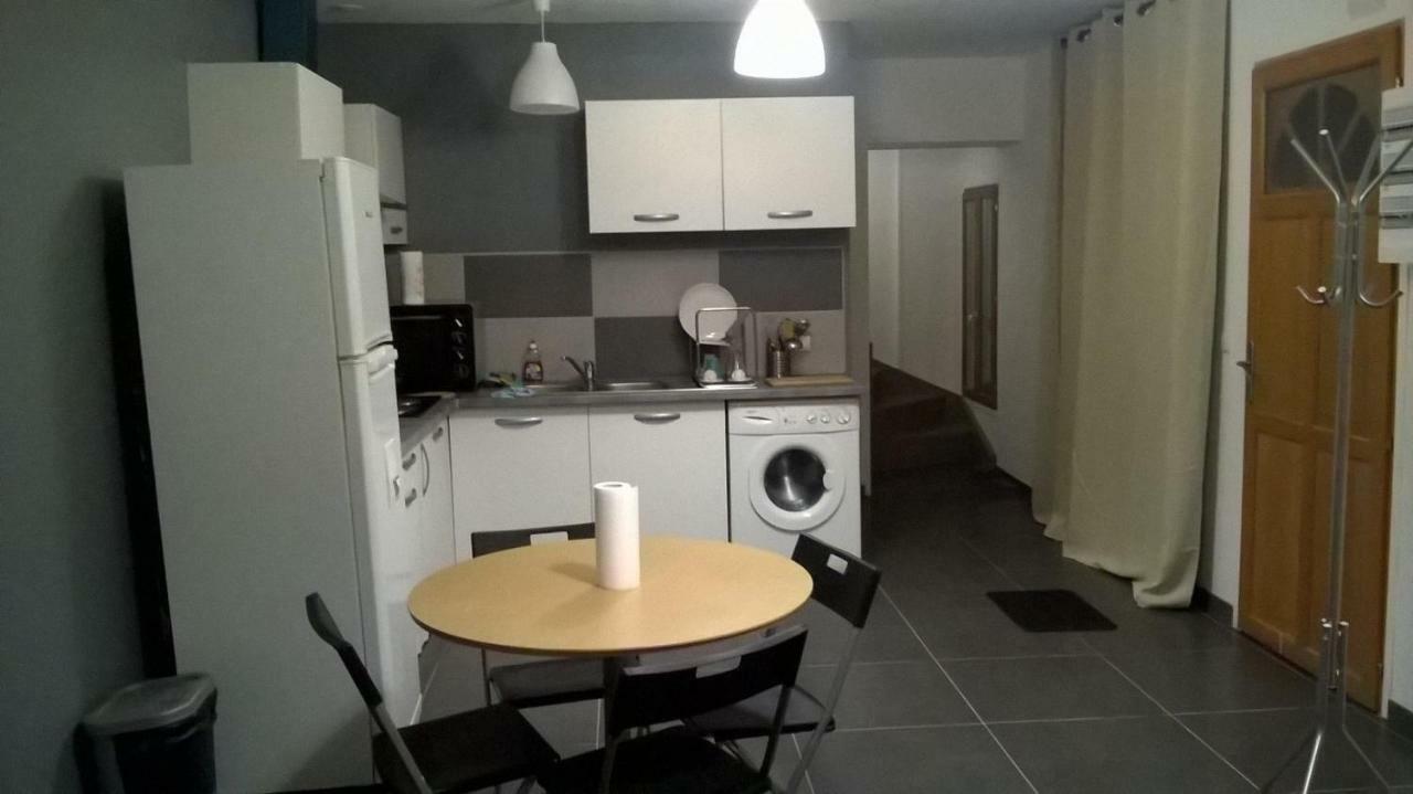 Maison Duplex & Appartement Sur Cour La Ferte-Gaucher Экстерьер фото
