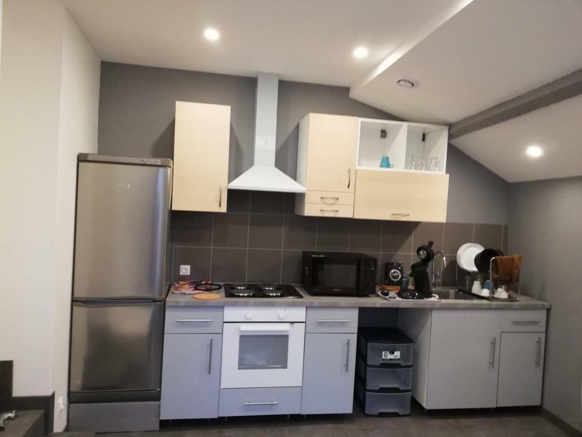 Maison Duplex & Appartement Sur Cour La Ferte-Gaucher Экстерьер фото