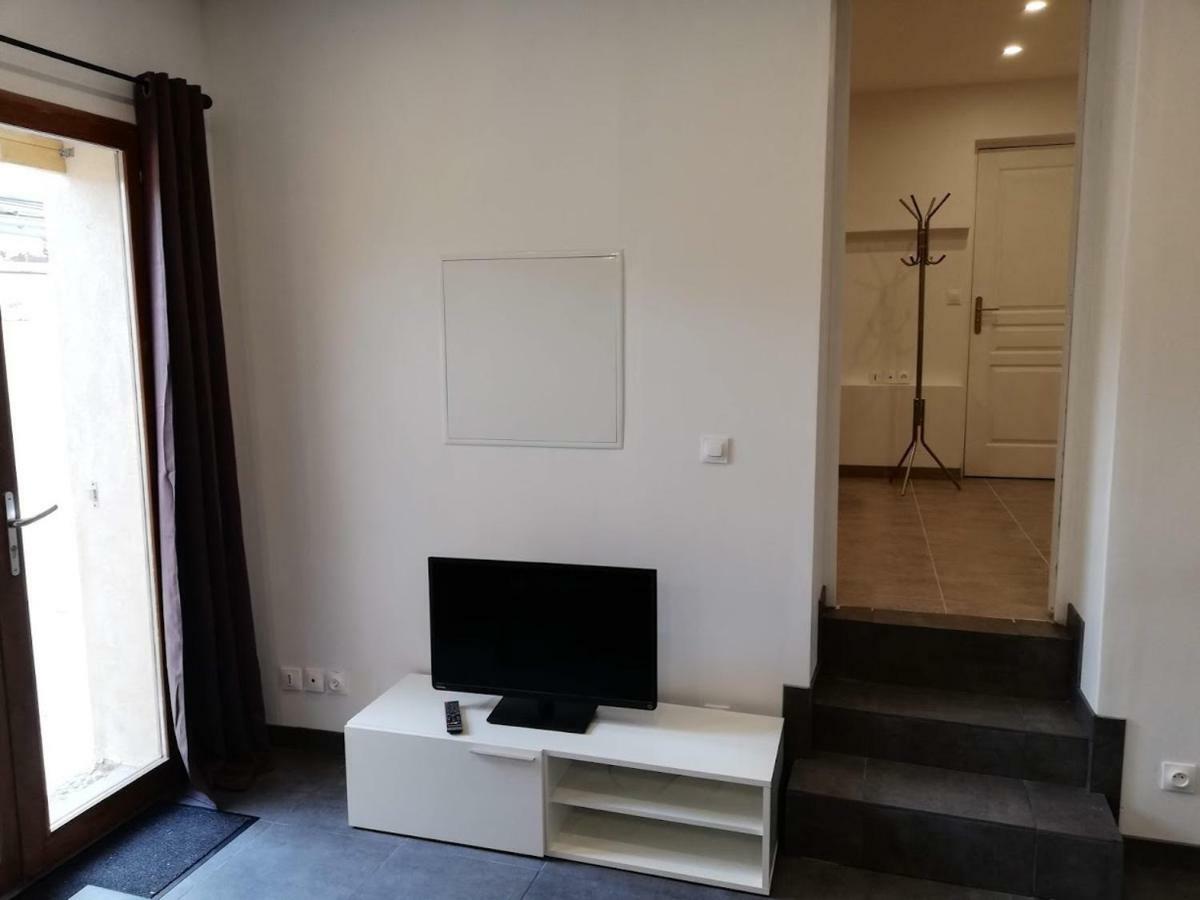 Maison Duplex & Appartement Sur Cour La Ferte-Gaucher Экстерьер фото